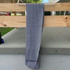 Black and White Houndstooth Scarf